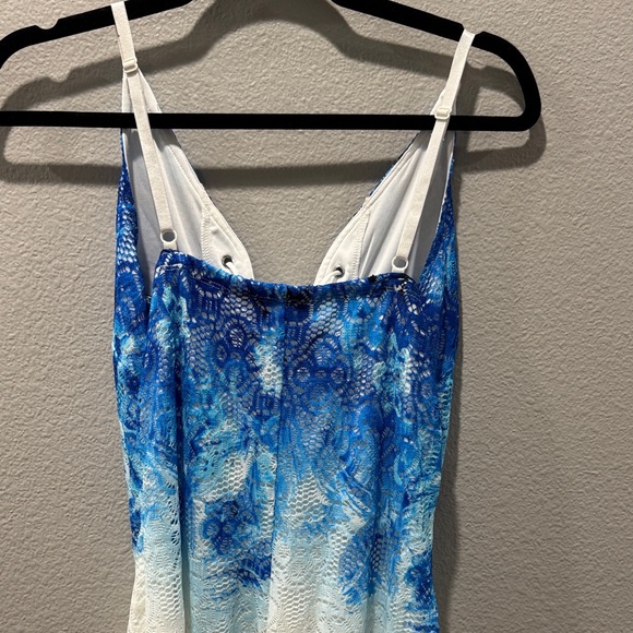 🌸 Venus Spaghetti Strap Tie Front Lined Blue & White Floral Maxi Dress – SZ S - Picture 4 of 5